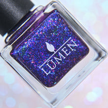 Load image into Gallery viewer, Onyx Petal