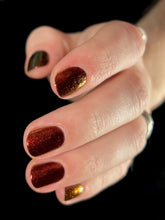 Load image into Gallery viewer, Feather Of Fire