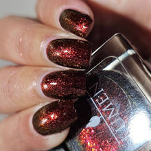 Load image into Gallery viewer, Feather Of Fire