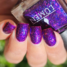 Load image into Gallery viewer, Onyx Petal
