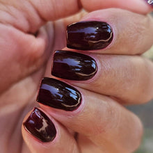 Load image into Gallery viewer, Plum Velvet
