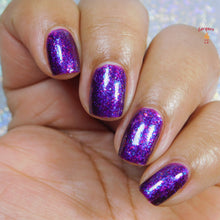 Load image into Gallery viewer, Onyx Petal
