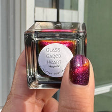 Load image into Gallery viewer, Glass Caged Heart
