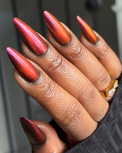 Load image into Gallery viewer, Glass Caged Heart
