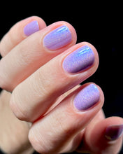 Load image into Gallery viewer, Snow Moth
