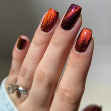 Load image into Gallery viewer, Glass Caged Heart
